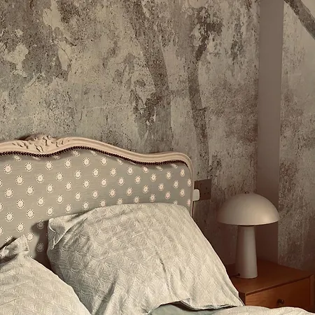 Chic Retreat With A Beautiful Sea View Διαμέρισμα *