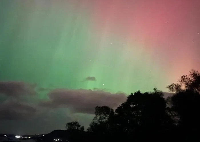 アパート Chic Retreat With A Beautiful Sea View マイルフォード