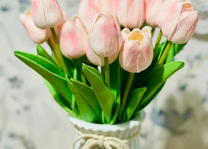 Chic Retreat With A Beautiful Sea View