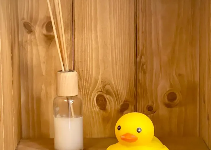 アパート Chic Retreat With A Beautiful Sea View *