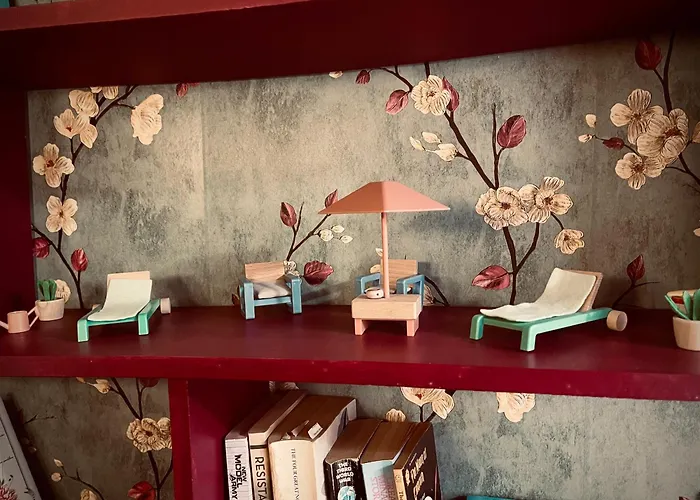 Chic Retreat With A Beautiful Sea View アパート マイルフォード